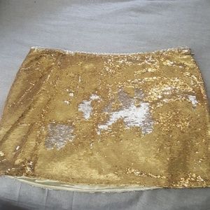 Gold/silver mini skirt
